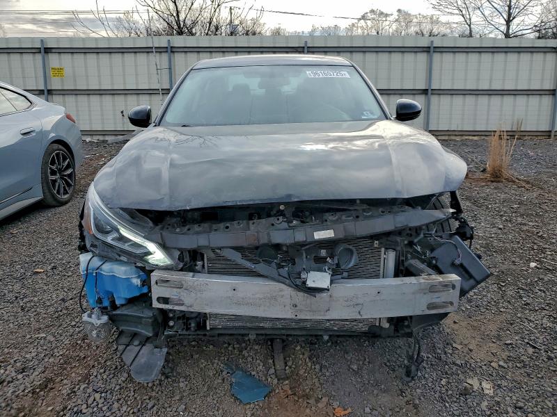 Photo 5 from auction – 2019 NISSAN ALTIMA SR with VIN 1N4BL4CW9KN322414