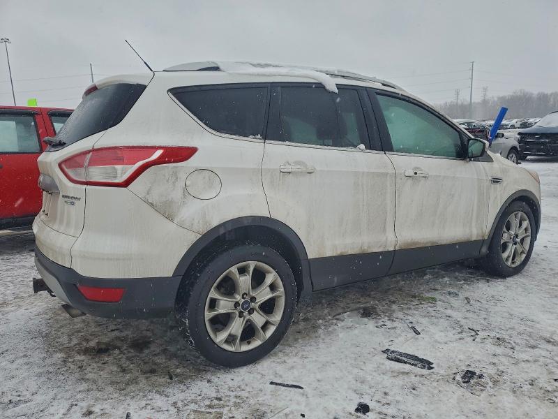 Photo 3 from auction – 2016 FORD ESCAPE TIT with VIN 1FMCU9J9XGUB69752