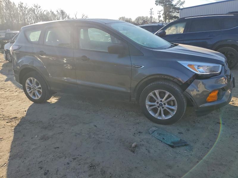 Photo 4 from auction – 2017 FORD ESCAPE S with VIN 1FMCU0F78HUA89466