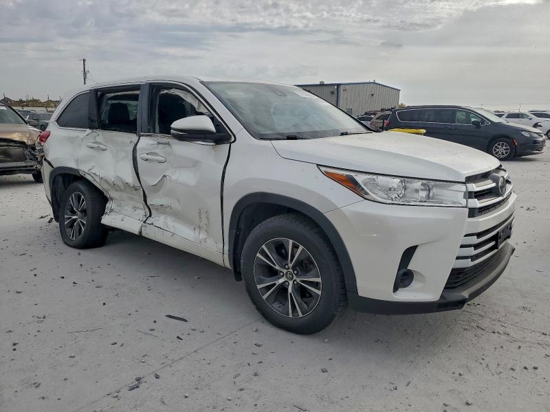 صورة رقم 4 من المزاد - 2017 TOYOTA HIGHLANDER مع VIN 5TDZARFH6HS026360