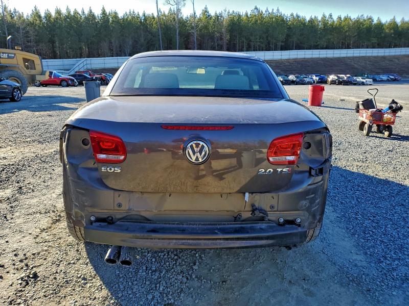 Foto 6 de la subasta – 2014 VOLKSWAGEN EOS con VIN WVWBW8AH4EV003035