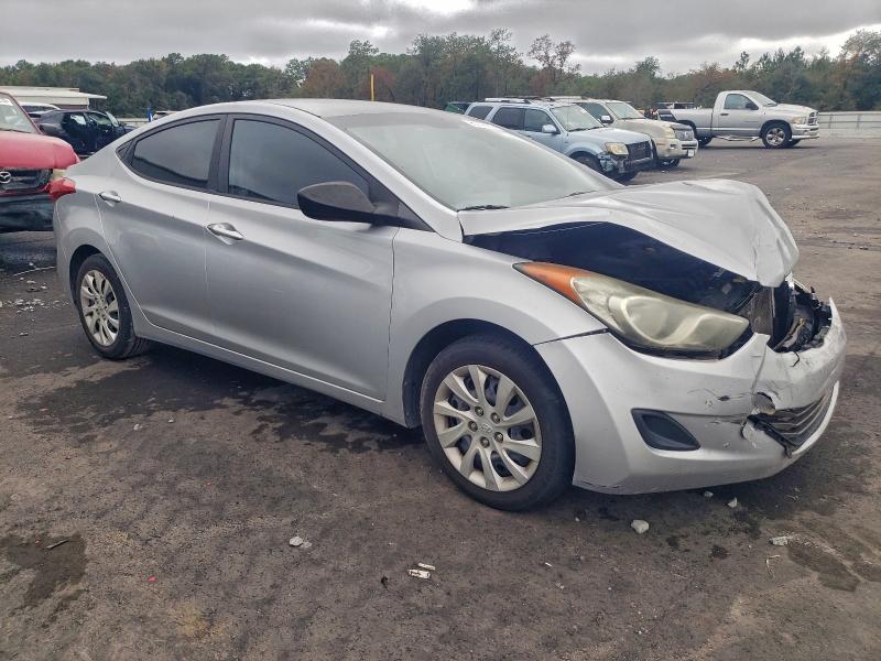 Photo 4 from auction – 2011 HYUNDAI ELANTRA GL with VIN 5NPDH4AE2BH028500