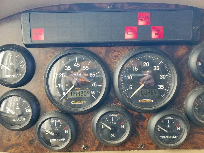 Photo 8 from auction – 2001 FREIGHTLINER CHASSIS with VIN 4UZAAHAK51CJ39262