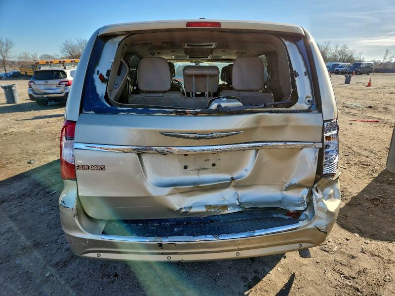 Photo 6 from auction – 2011 CHRYSLER TOWN & COU with VIN 2A4RR8DG8BR614770