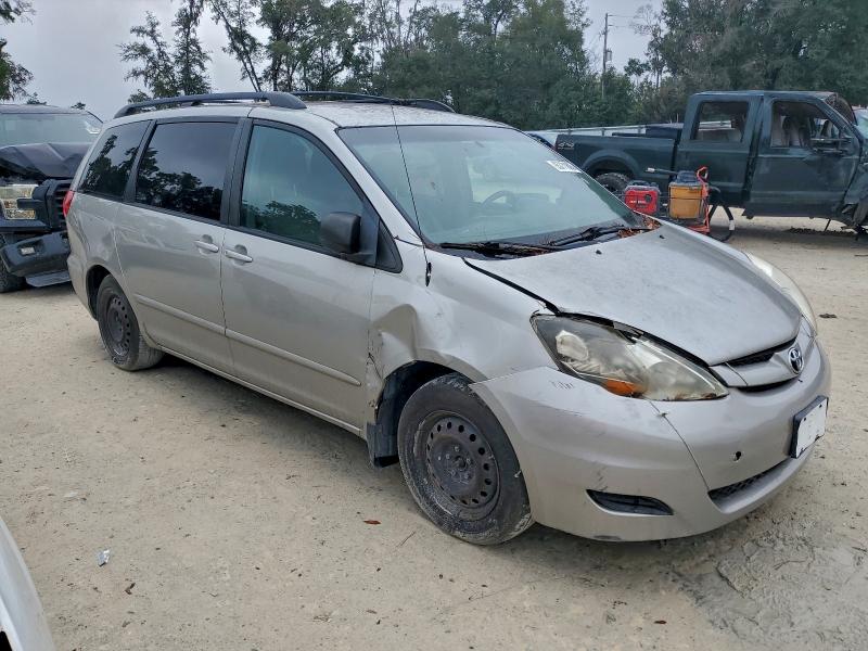 Photo 4 from auction – 2010 TOYOTA SIENNA CE with VIN 5TDKK4CCXAS331652