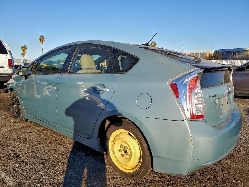 Photo 2 from auction – 2012 TOYOTA PRIUS with VIN JTDKN3DU1C1574064