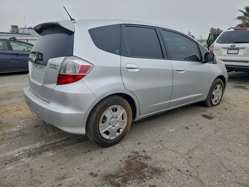 Photo 3 from auction – 2012 HONDA FIT with VIN JHMGE8G38CC024708