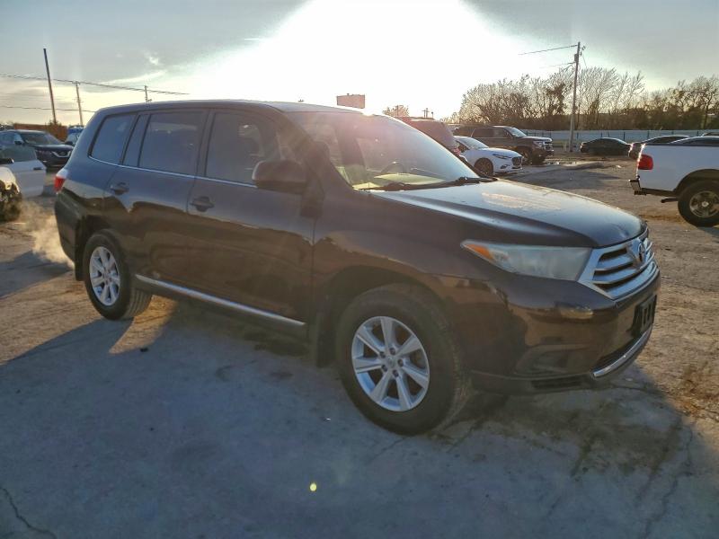Foto 4 de la subasta – 2011 TOYOTA HIGHLANDER con VIN 5TDZA3EH1BS016521
