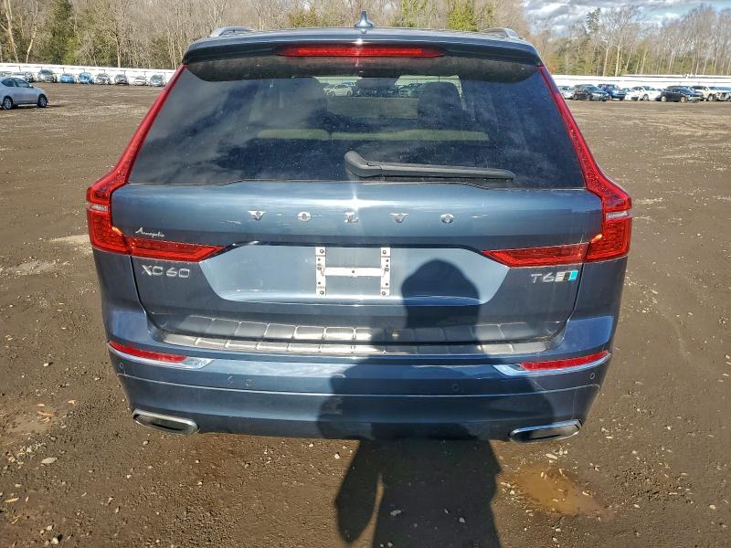 Photo 6 from auction – 2018 VOLVO XC60 T6 IN with VIN YV4A22RL6J1030619