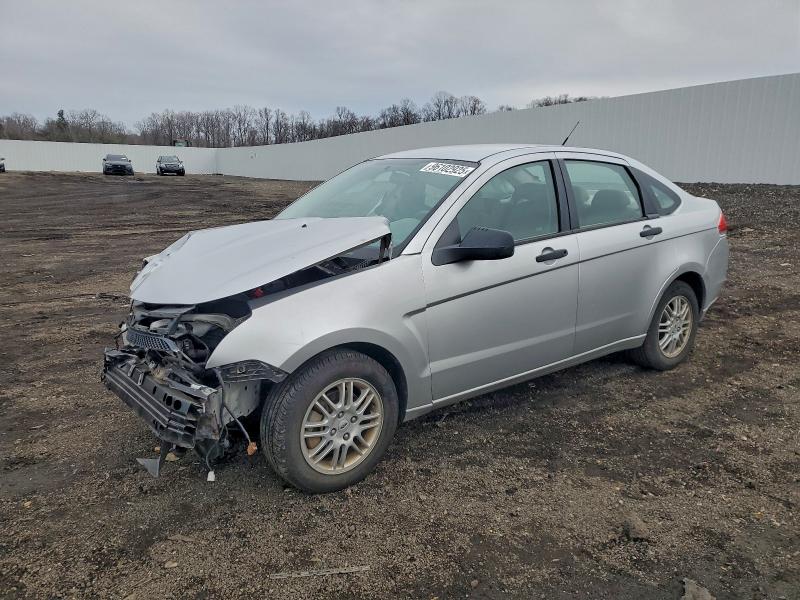 FORD FOCUS SE 2010 with VIN 1FAHP3FN5AW117855 - Photo from auction