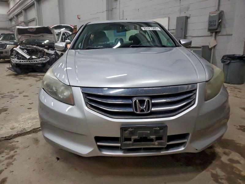 Photo 5 from auction – 2011 HONDA ACCORD LX with VIN 1HGCP2F39BA125017
