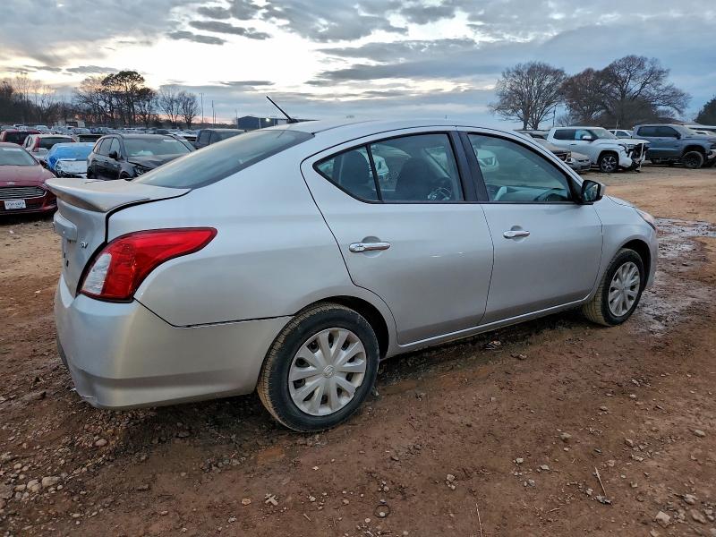 Photo 3 from auction – 2018 NISSAN VERSA S with VIN 3N1CN7AP3JL871307