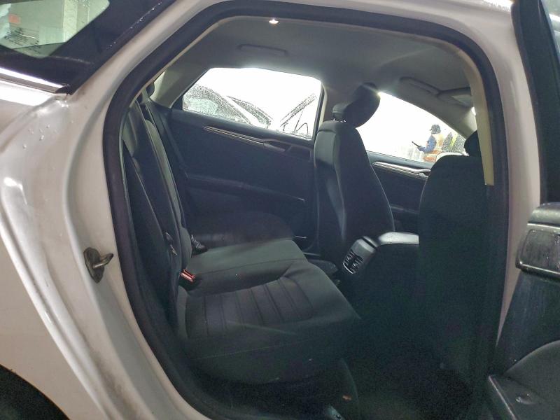 Photo 10 from auction – 2020 FORD FUSION with VIN 3FA6P0HD6LR197876