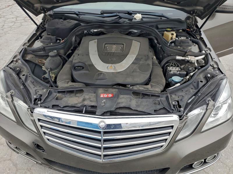 Photo 11 from auction – 2010 MERCEDES-BENZ E 550 4MAT with VIN WDDHF9AB8AA239125