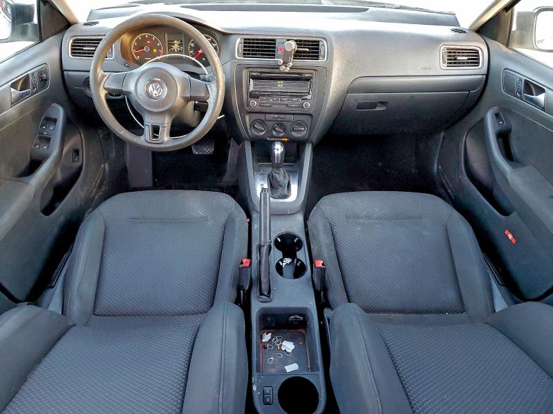 Photo 8 from auction – 2012 VOLKSWAGEN JETTA BASE with VIN 3VW2K7AJ5CM305074