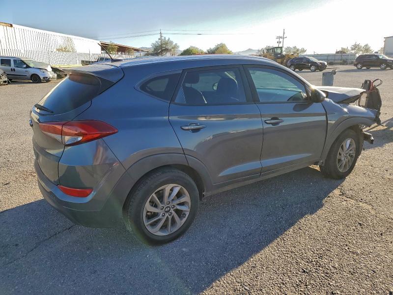 Photo 3 from auction – 2017 HYUNDAI TUCSON LIM with VIN KM8J33A42HU495686