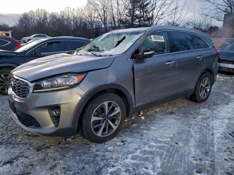 KIA SORENTO EX 2019 with VIN 5XYPHDA55KG478372 - Photo from auction