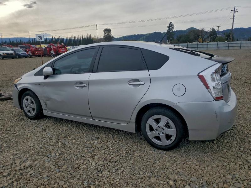 Photo 2 from auction – 2011 TOYOTA PRIUS with VIN JTDKN3DUXB0266458