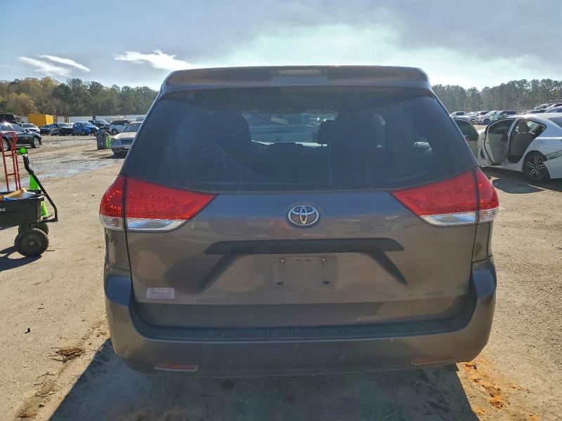Photo 6 from auction – 2012 TOYOTA SIENNA with VIN 5TDZK3DC8CS248764