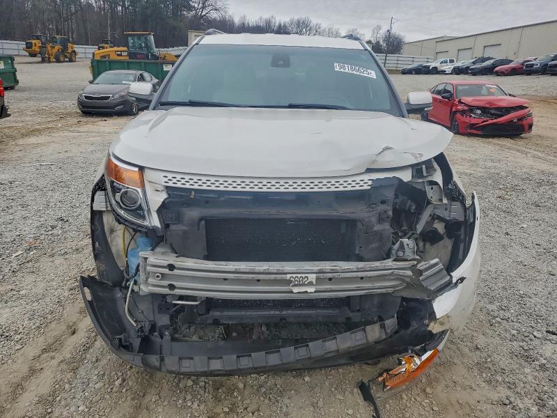 Photo 5 from auction – 2015 FORD EXPLORER L with VIN 1FM5K7F84FGB29330