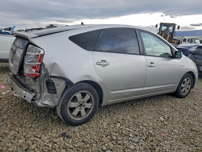 Photo 3 from auction – 2006 TOYOTA PRIUS with VIN JTDKB20U963156109