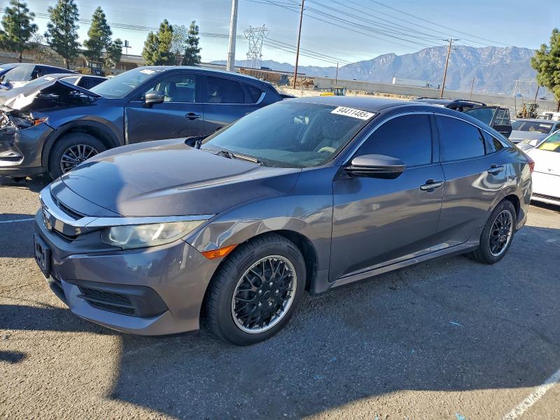 Photo 1 from auction – 2018 HONDA CIVIC LX with VIN 2HGFC2F59JH578239