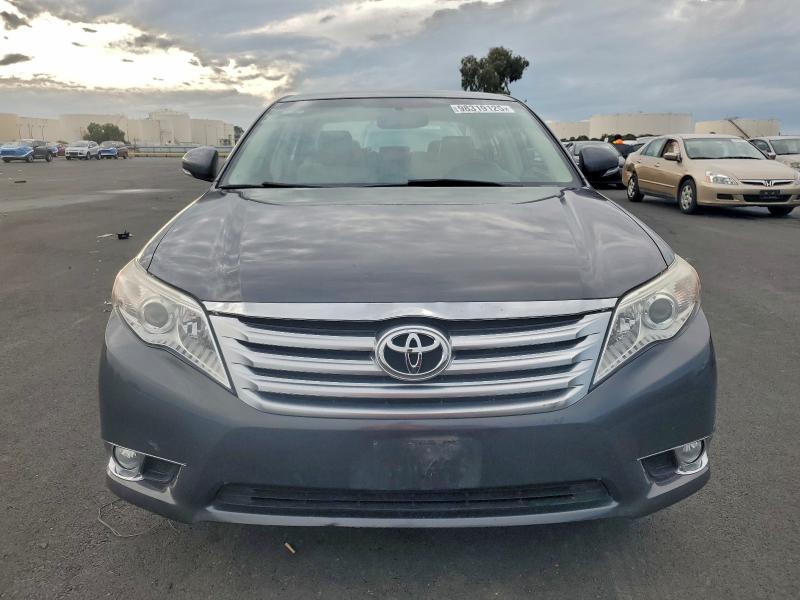 Foto 5 de la subasta – 2011 TOYOTA AVALON BAS con VIN 4T1BK3DB2BU373189