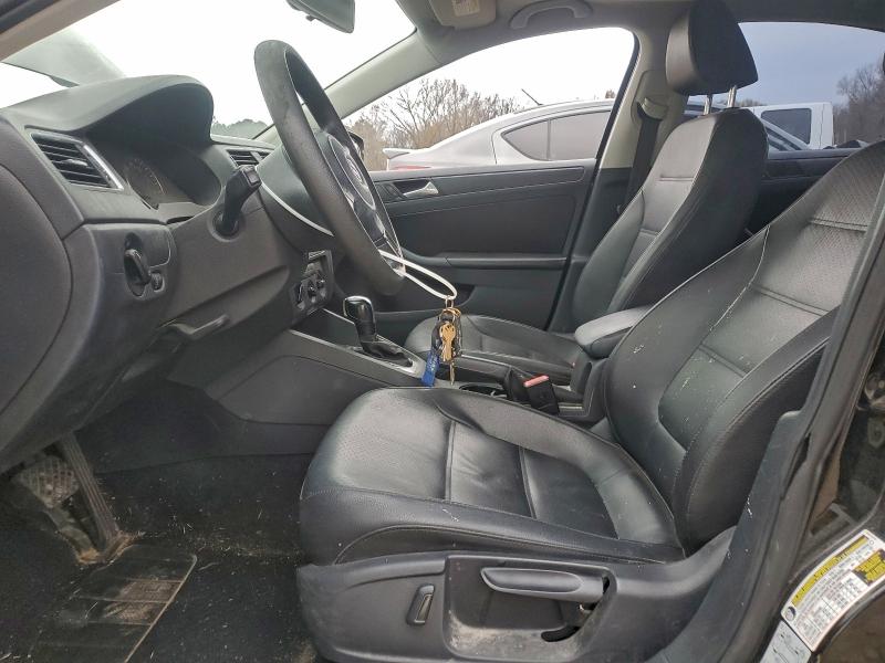 Photo 7 from auction – 2014 VOLKSWAGEN JETTA with VIN 3VWD17AJ5EM241553