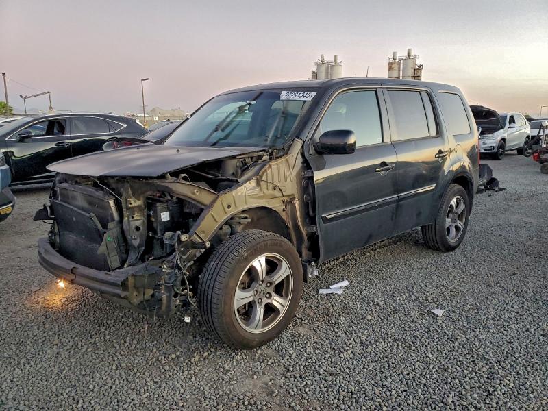 HONDA PILOT 2015 with VIN 5FNYF3H35FB013001 - Photo from auction