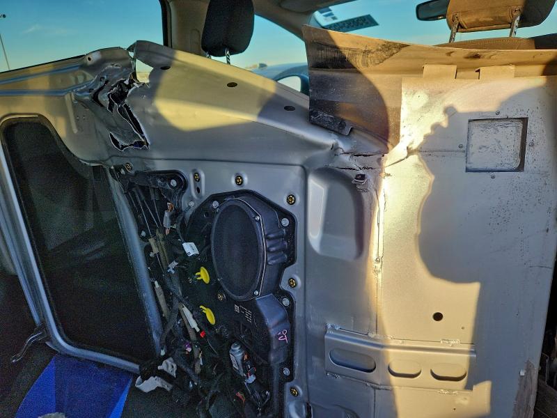Photo 13 from auction – 2022 CHRYSLER VOYAGER with VIN 2C4RC1CG2NR186747