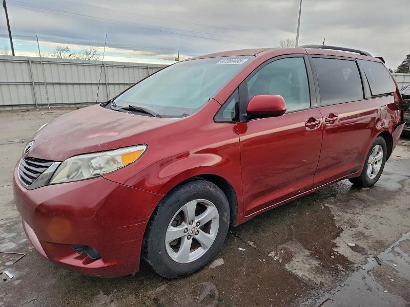 TOYOTA SIENNA LE 2011 with VIN 5TDKK3DC9BS071433 - Photo from auction