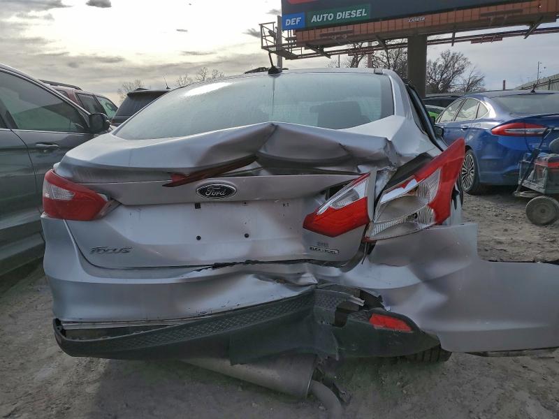 Photo 6 from auction – 2014 FORD FOCUS SE with VIN 1FADP3F2XEL448846