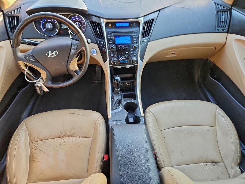 Photo 8 from auction – 2012 HYUNDAI SONATA SE with VIN 5NPEC4AC6CH442611