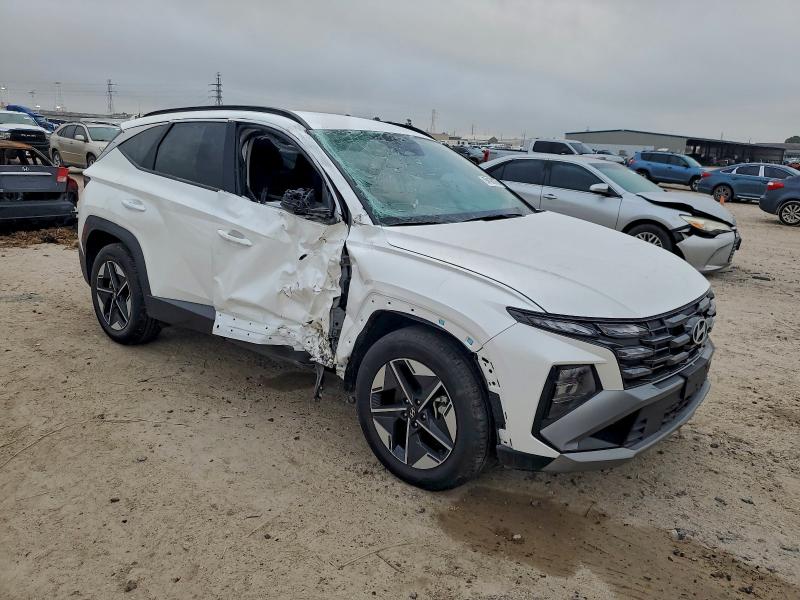 Photo 4 from auction – 2025 HYUNDAI TUCSON SEL with VIN 3KMJB3DEXSE017241