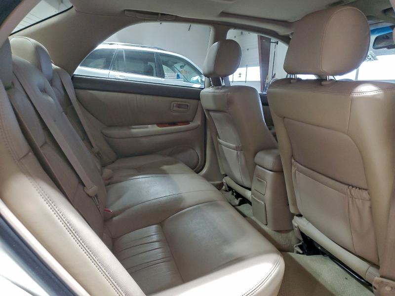 Photo 10 from auction – 2000 LEXUS ES 300 with VIN JT8BF28G6Y0284698