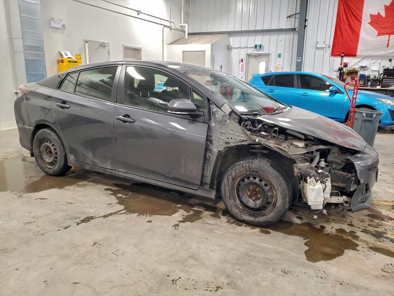 Photo 4 from auction – 2018 TOYOTA PRIUS with VIN JTDKBRFU3J3056824