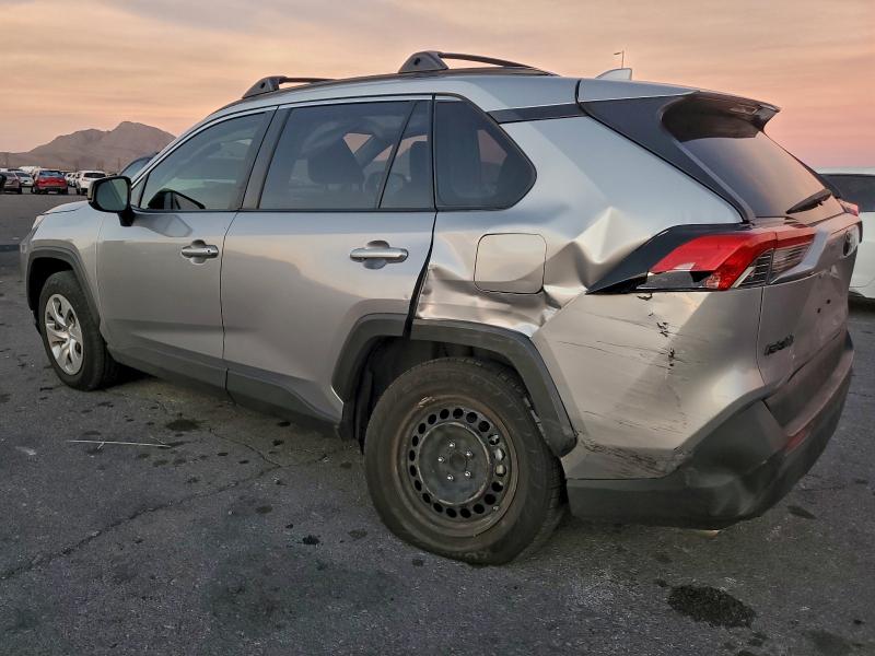 Photo 2 from auction – 2019 TOYOTA RAV4 LE with VIN JTMH1RFV4KJ002466