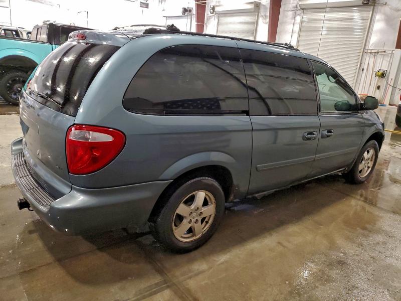 Photo 3 from auction – 2006 DODGE GRAND CARA with VIN 2D4GP44L66R601100
