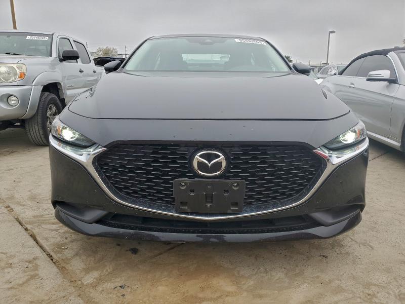 Photo 5 from auction – 2022 MAZDA 3 SELECT with VIN 3MZBPABL0NM317389