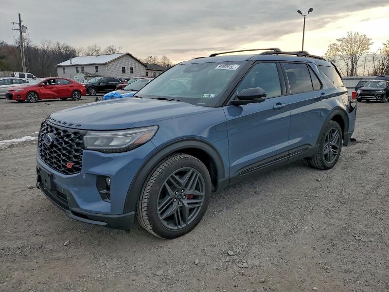 FORD EXPLORER S 2025 with VIN 1FMWK8GCXSGA29384 - Photo from auction