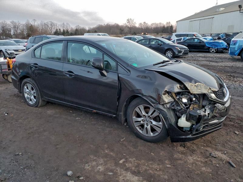 Photo 4 from auction – 2013 HONDA CIVIC LX with VIN 2HGFB2F50DH547145