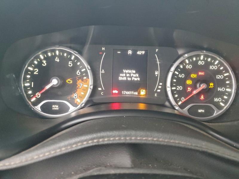 Photo 9 from auction – 2016 JEEP RENEGADE L with VIN ZACCJBBT6GPD54252