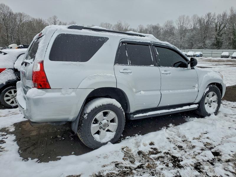 Photo 3 from auction – 2007 TOYOTA 4RUNNER SR with VIN JTEZU14R778069222