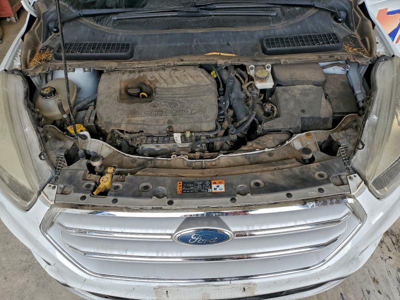 Photo 12 from auction – 2018 FORD ESCAPE SE with VIN 1FMCU0GD1JUD58756