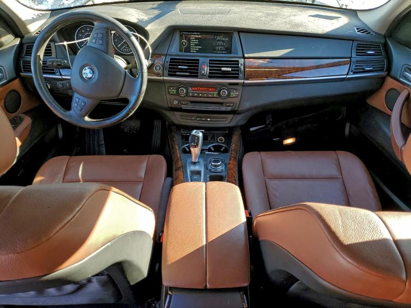Photo 8 from auction – 2013 BMW X5 XDRIVE3 with VIN 5UXZV4C53D0B22382