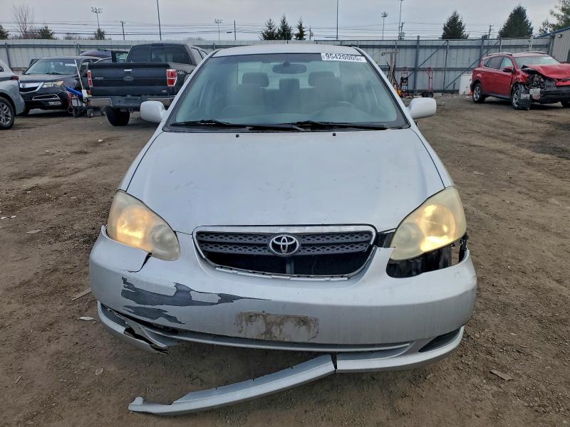 صورة رقم 5 من المزاد - 2005 TOYOTA COROLLA CE مع VIN 2T1BR32E45C503911