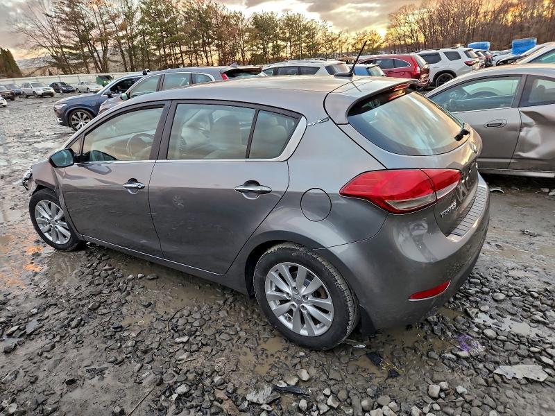 Photo 2 from auction – 2015 KIA FORTE EX with VIN KNAFX5A87F5370961