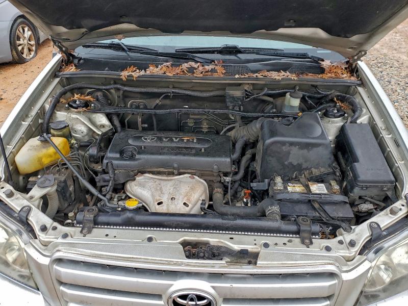 Photo 12 from auction – 2005 TOYOTA HIGHLANDER with VIN JTEGD21A050107056