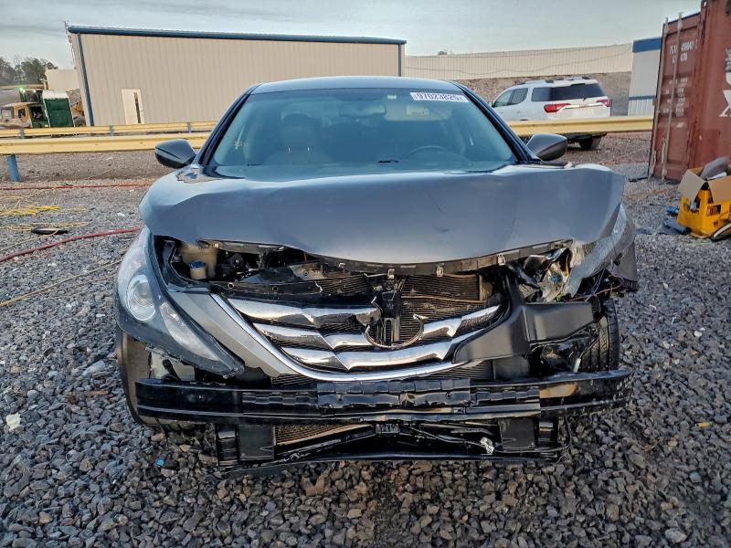 Photo 5 from auction – 2013 HYUNDAI SONATA SE with VIN 5NPEC4AC6DH681383