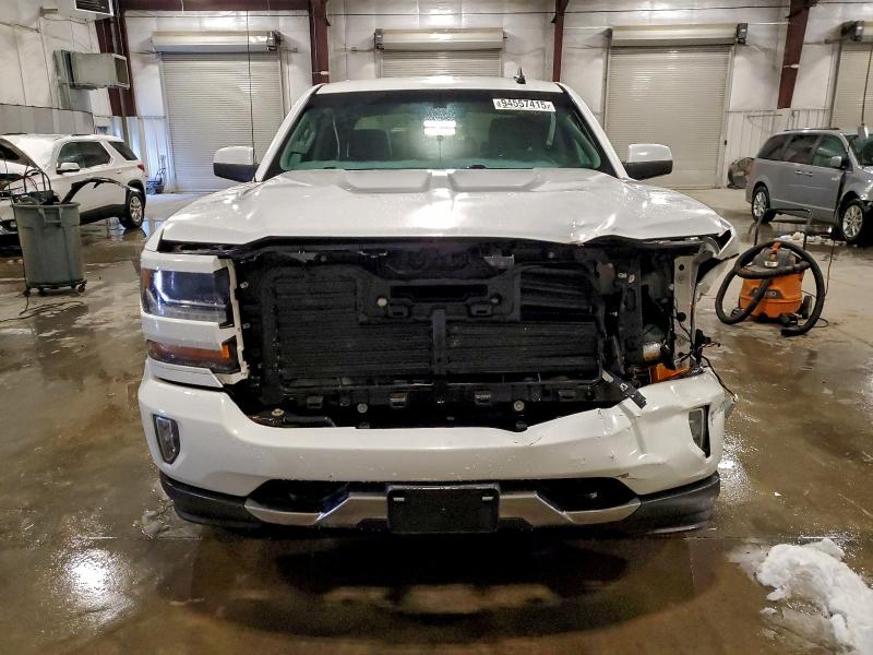 Photo 5 from auction – 2017 CHEVROLET SILVERADO with VIN 3GCUKREC5HG253700